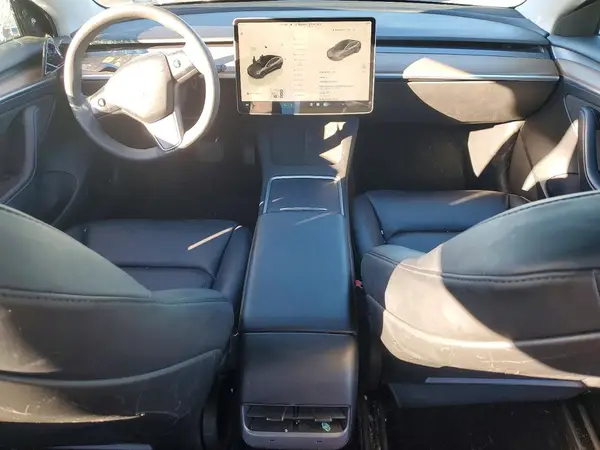 5YJ3E1EA1PF613990 2023 TESLA MODEL 3 - Image 8