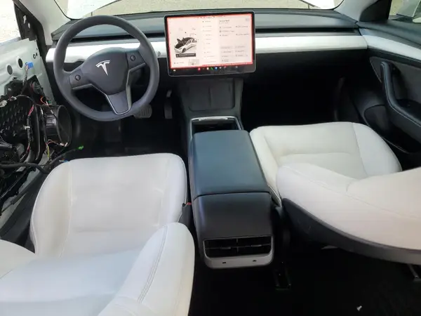 5YJ3E1EA1PF614668 2023 TESLA MODEL 3 - Image 8