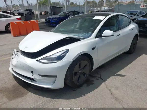 5YJ3E1EA1PF615271 2023 TESLA MODEL 3 - Image 2