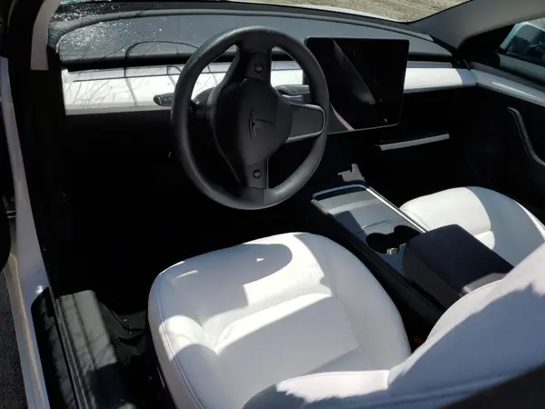 5YJ3E1EA1PF616954 2023 TESLA MODEL 3 - Image 8