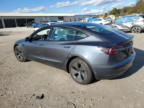 5YJ3E1EA1PF619031 2023 TESLA MODEL 3 - Image 2