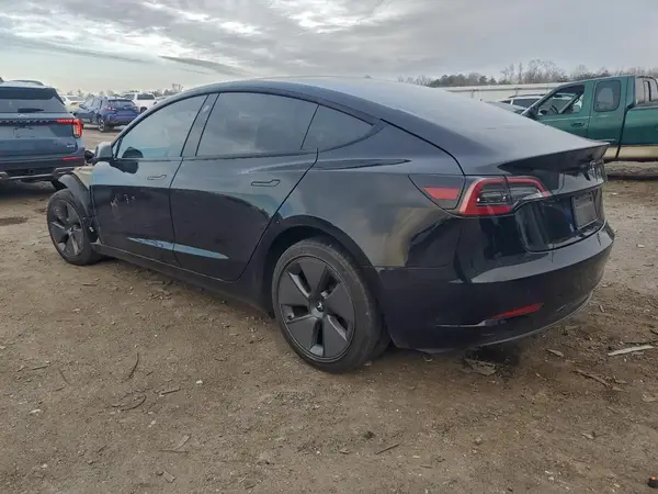 5YJ3E1EA1PF619420 2023 TESLA MODEL 3 - Image 2