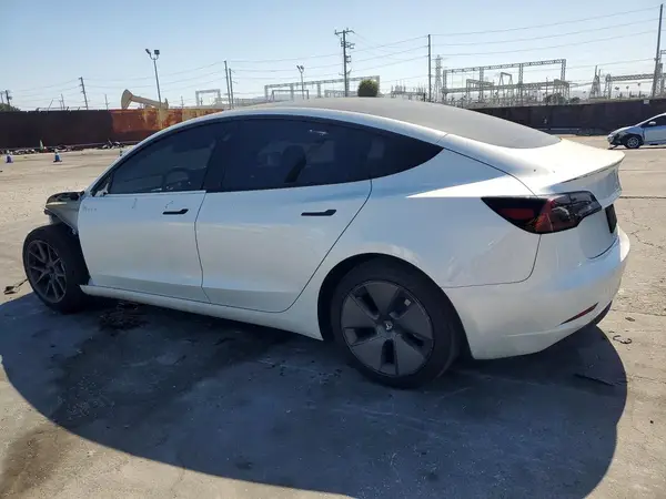 5YJ3E1EA1PF621250 2023 TESLA MODEL 3 - Image 2