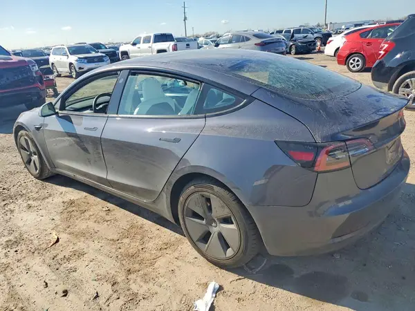 5YJ3E1EA1PF623192 2023 TESLA MODEL 3 - Image 2