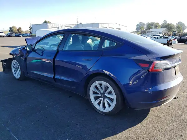 5YJ3E1EA1PF623760 2023 TESLA MODEL 3 - Image 2