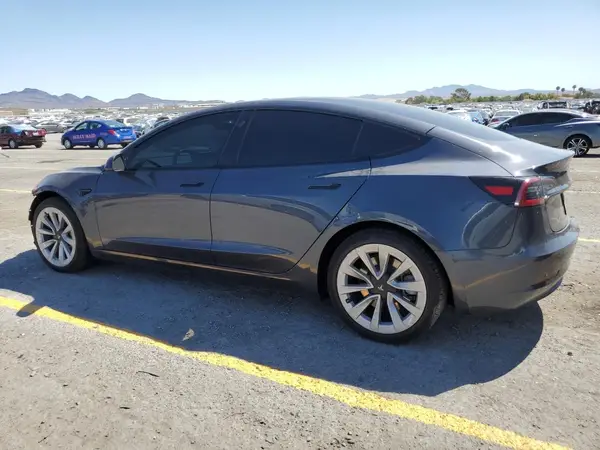 5YJ3E1EA1PF624892 2023 TESLA MODEL 3 - Image 2