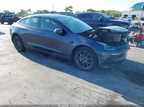 5YJ3E1EA1PF625444 2023 TESLA MODEL 3 - Image 1