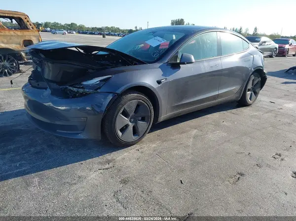 5YJ3E1EA1PF625444 2023 TESLA MODEL 3 - Image 2