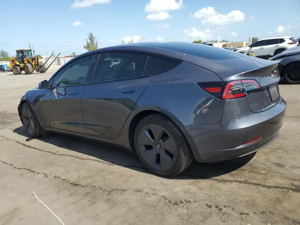 5YJ3E1EA1PF625766 2023 TESLA MODEL 3 - Image 2