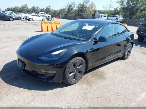 5YJ3E1EA1PF626688 2023 TESLA MODEL 3 - Image 2