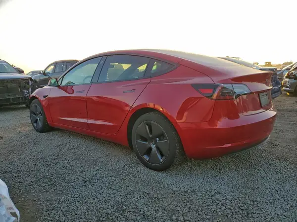 5YJ3E1EA1PF638940 2023 TESLA MODEL 3 - Image 2