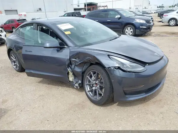 5YJ3E1EA1PF642955 2023 TESLA MODEL 3 - Image 1