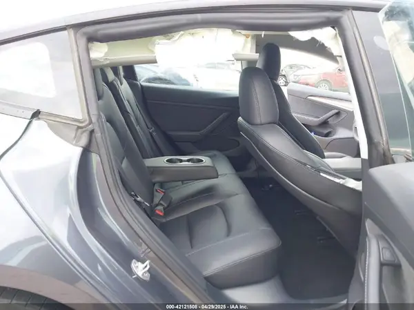 5YJ3E1EA1PF642955 2023 TESLA MODEL 3 - Image 8