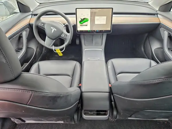 5YJ3E1EA1PF644205 2023 TESLA MODEL 3 - Image 8
