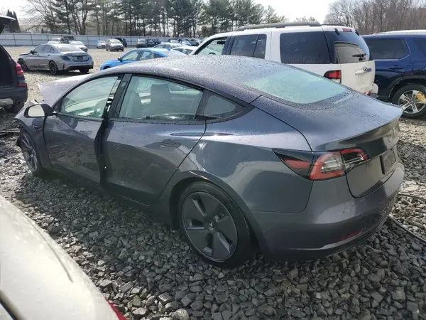 5YJ3E1EA1PF644544 2023 TESLA MODEL 3 - Image 2