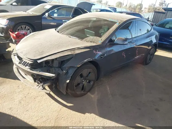 5YJ3E1EA1PF644950 2023 TESLA MODEL 3 - Image 2