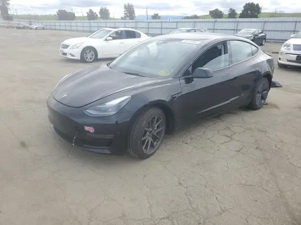 5YJ3E1EA1PF645998 2023 TESLA MODEL 3 - Image 1