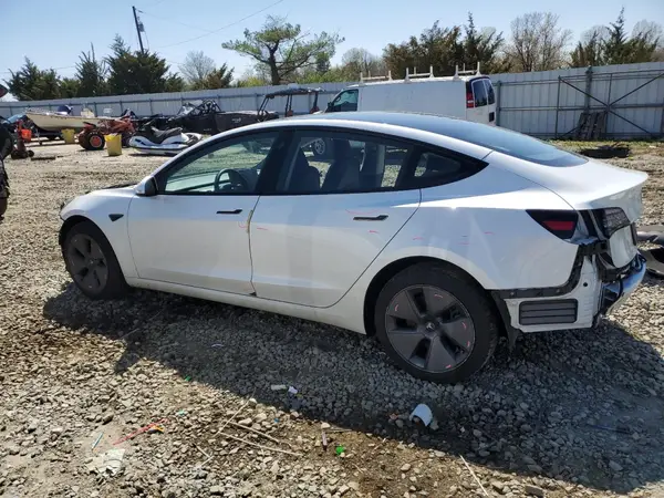 5YJ3E1EA1PF647134 2023 TESLA MODEL 3 - Image 2