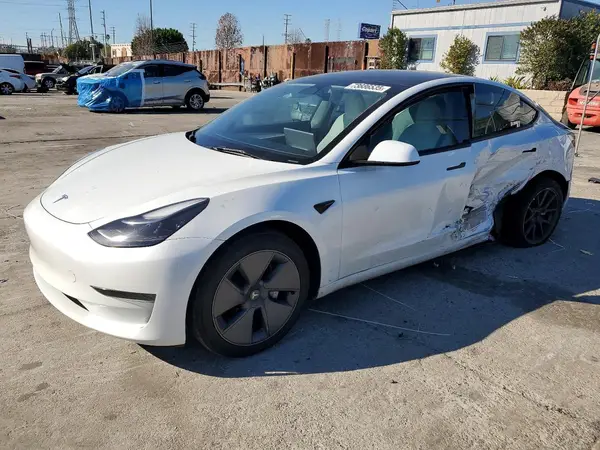 5YJ3E1EA1PF647377 2023 TESLA MODEL 3 - Image 1