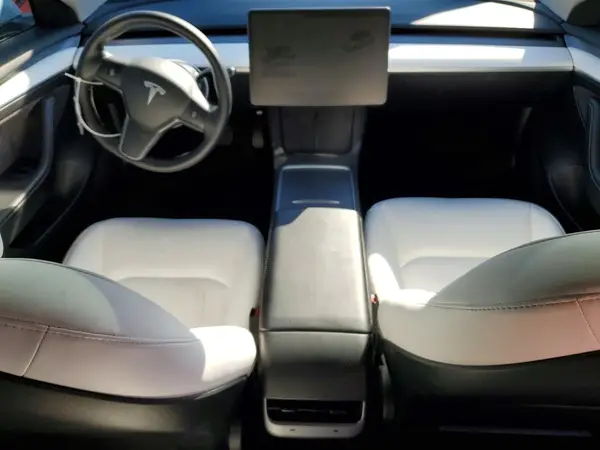 5YJ3E1EA1PF647377 2023 TESLA MODEL 3 - Image 8