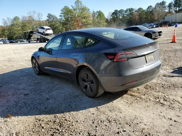 5YJ3E1EA1PF649274 2023 TESLA MODEL 3 - Image 2
