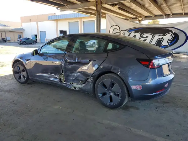 5YJ3E1EA1PF649467 2023 TESLA MODEL 3 - Image 2