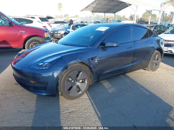 5YJ3E1EA1PF651767 2023 TESLA MODEL 3 - Image 2