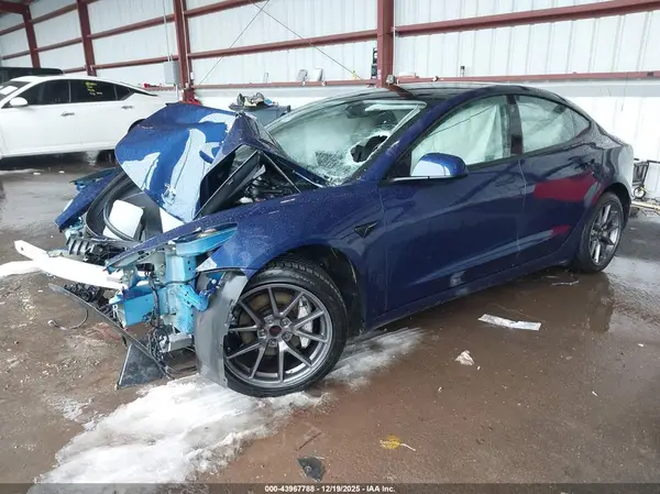 5YJ3E1EA1PF651865 2023 TESLA MODEL 3 - Image 2