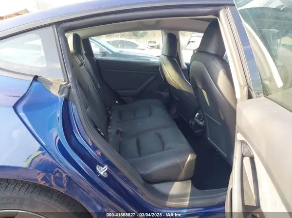 5YJ3E1EA1PF655558 2023 TESLA MODEL 3 - Image 8