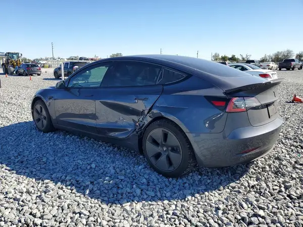 5YJ3E1EA1PF656497 2023 TESLA MODEL 3 - Image 2