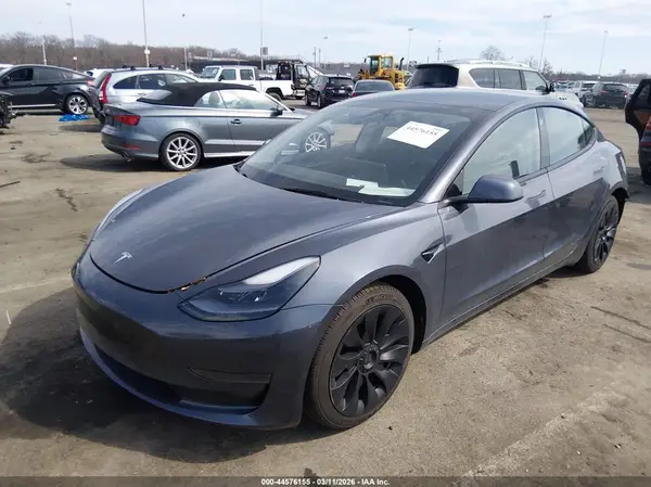 5YJ3E1EA1PF656693 2023 TESLA MODEL 3 - Image 2