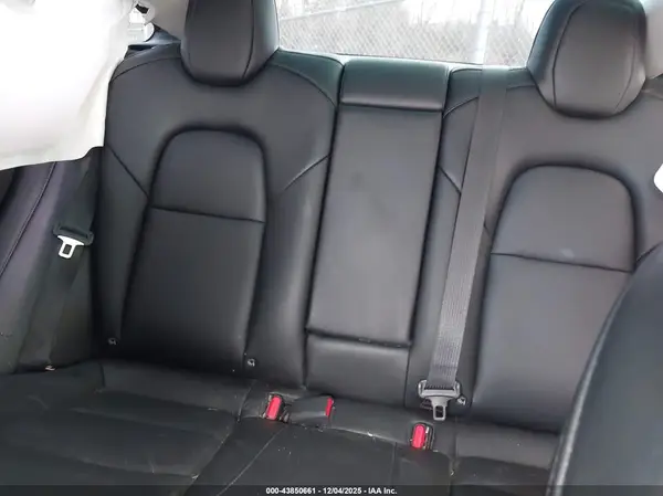 5YJ3E1EA1PF657150 2023 TESLA MODEL 3 - Image 8