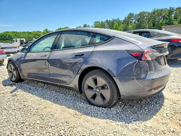 5YJ3E1EA1PF657228 2023 TESLA MODEL 3 - Image 2