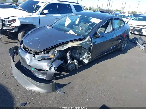 5YJ3E1EA1PF657391 2023 TESLA MODEL 3 - Image 2