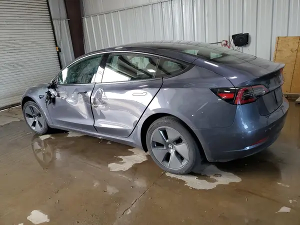 5YJ3E1EA1PF658573 2023 TESLA MODEL 3 - Image 2