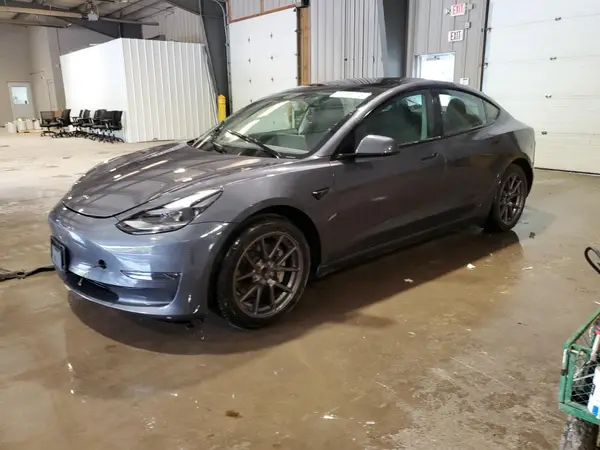 5YJ3E1EA1PF658587 2023 TESLA MODEL 3 - Image 1