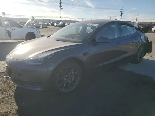 5YJ3E1EA1PF661425 2023 TESLA MODEL 3 - Image 1