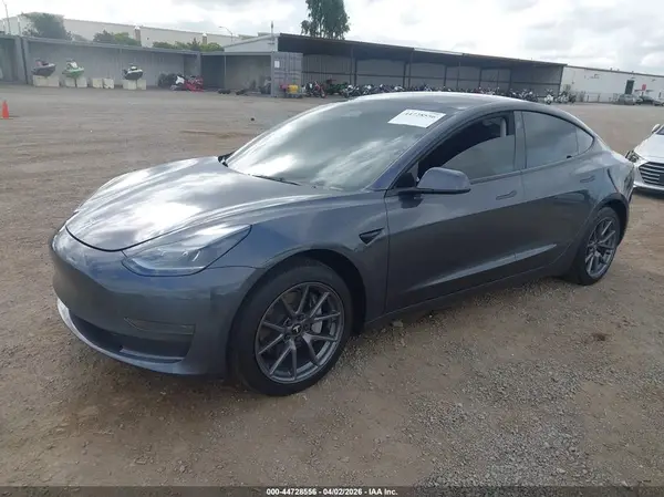 5YJ3E1EA1PF661750 2023 TESLA MODEL 3 - Image 2