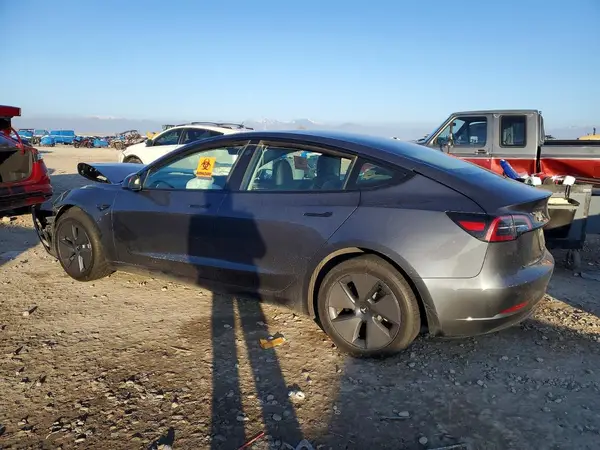 5YJ3E1EA1PF662588 2023 TESLA MODEL 3 - Image 2