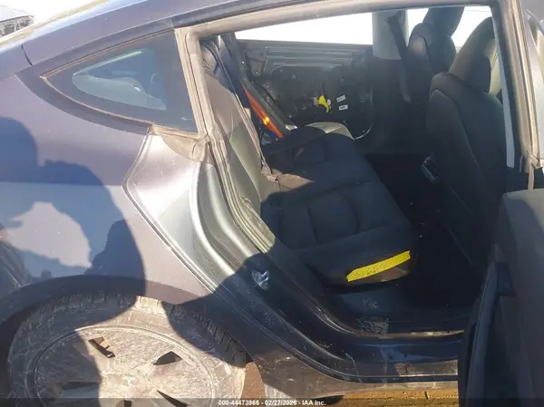 5YJ3E1EA1PF666835 2023 TESLA MODEL 3 - Image 8