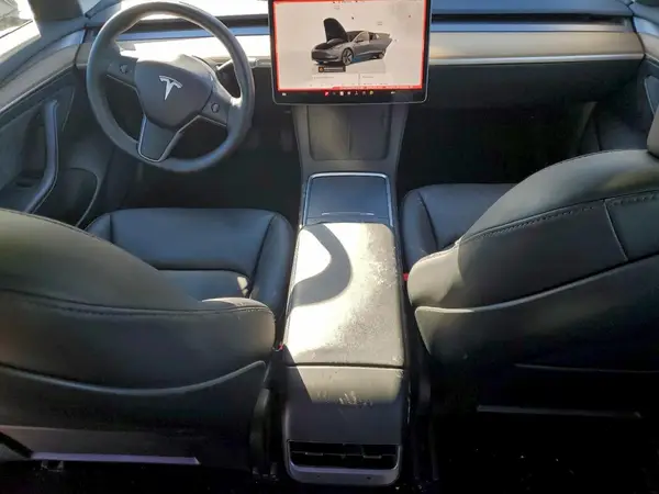 5YJ3E1EA1PF670383 2023 TESLA MODEL 3 - Image 8