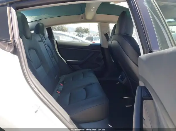 5YJ3E1EA1PF670853 2023 TESLA MODEL 3 - Image 8