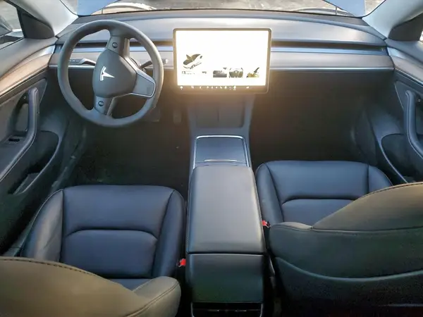 5YJ3E1EA1PF673963 2023 TESLA MODEL 3 - Image 8