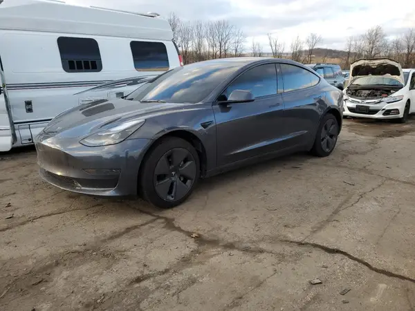 5YJ3E1EA1PF675843 2023 TESLA MODEL 3 - Image 1