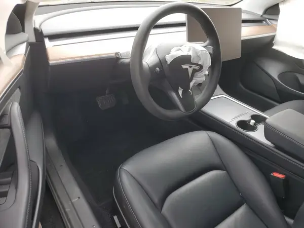 5YJ3E1EA1PF677883 2023 TESLA MODEL 3 - Image 8
