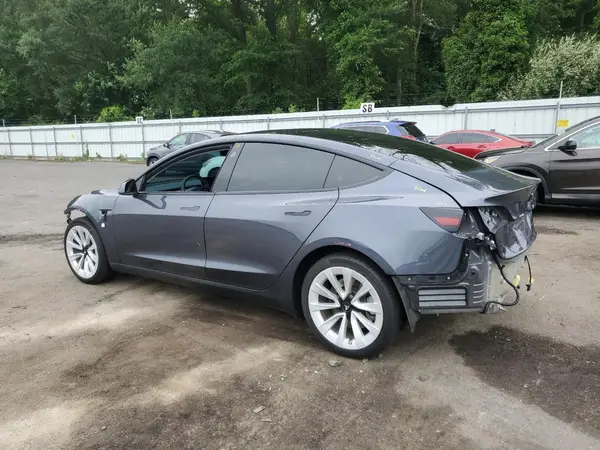 5YJ3E1EA1PF678225 2023 TESLA MODEL 3 - Image 2