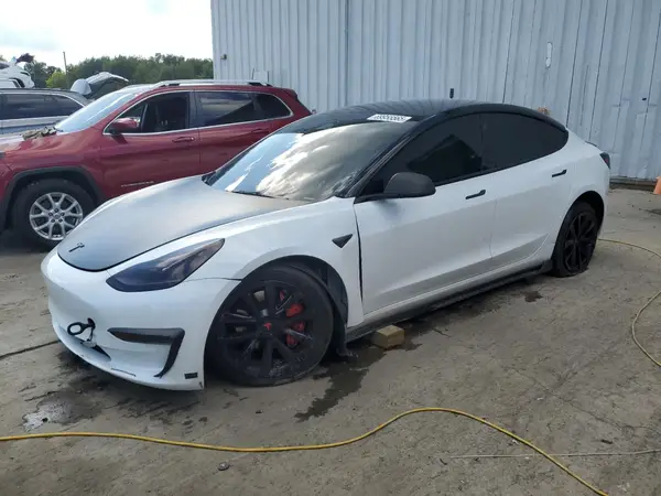 5YJ3E1EA1PF678256 2023 TESLA MODEL 3 - Image 1