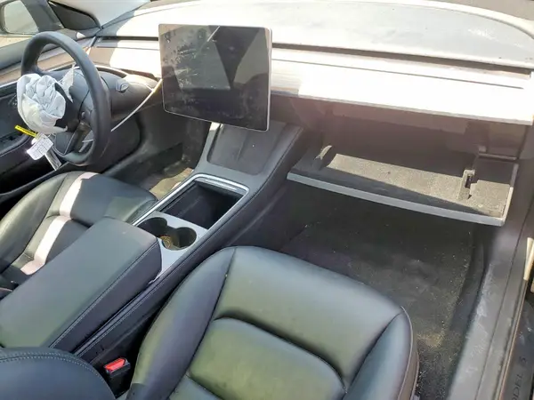 5YJ3E1EA1PF679519 2023 TESLA MODEL 3 - Image 8