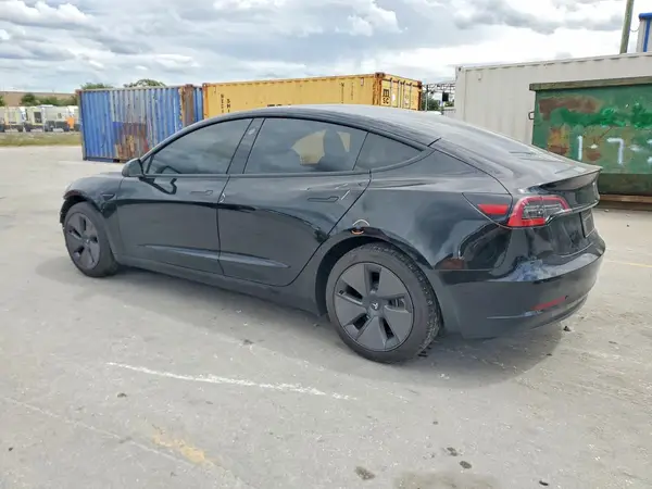 5YJ3E1EA1PF681013 2023 TESLA MODEL 3 - Image 2
