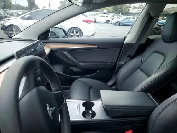 5YJ3E1EA1PF682632 2023 TESLA MODEL 3 - Image 8
